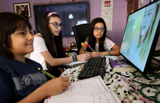 دراسة: الشاشات تؤثر على تطور اللغة لدى الأطفال صورة رقم 1