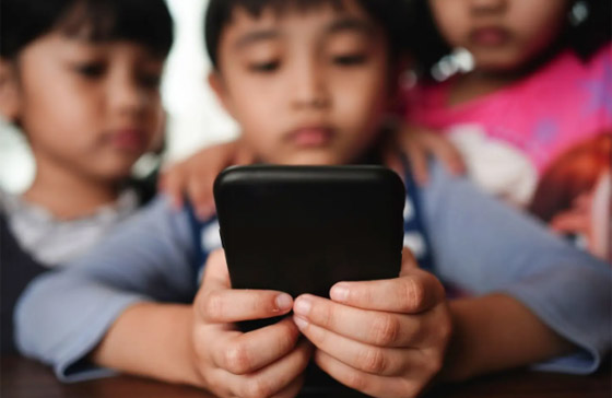 دراسة: الشاشات تؤثر على تطور اللغة لدى الأطفال صورة رقم 2