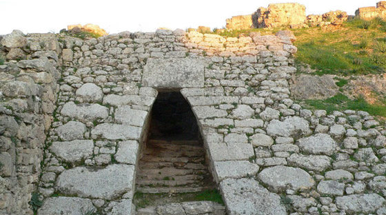 مملكة أوغاريت السورية.. أقدم أبجدية وأول تدوين موسيقي (صور) صورة رقم 6