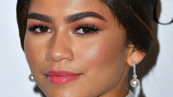 3 حيل للحصول على حواجب أكثر كثافة وامتلاء صورة رقم 1