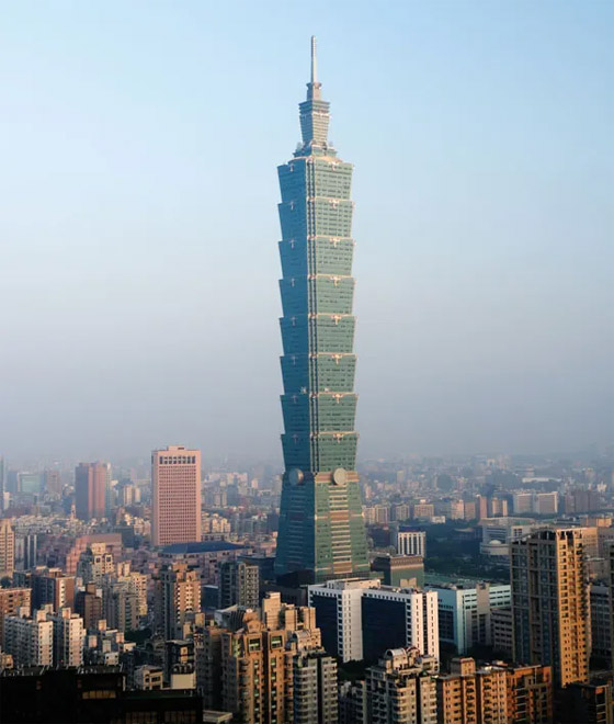 كيف قاومت أعلى ناطحة سحاب بتايوان الزلزال؟ هذا سر كرتها الفولاذية (فيديو) صورة رقم 14 كيف قاومت أعلى ناطحة سحاب بتايوان الزلزال؟ هذا سر كرتها الفولاذية (فيديو) صورة رقم 14