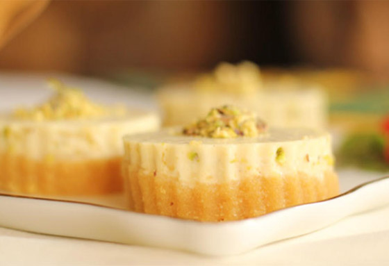 طريقة عمل عيش السرايا مع حلوى المانجو صورة رقم 3