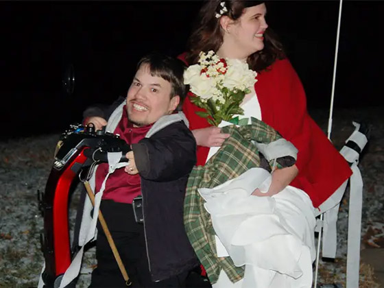 الرجل قزم والمرأة طولها 178 مترا.. زوجان يدخلان موسوعة غينيس صورة رقم 7 الرجل قزم والمرأة طولها 178 مترا.. زوجان يدخلان موسوعة غينيس صورة رقم 7