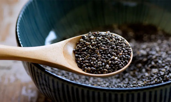 مزيج سحري.. بذور الشيا وماء الكركم الخام صورة رقم 4