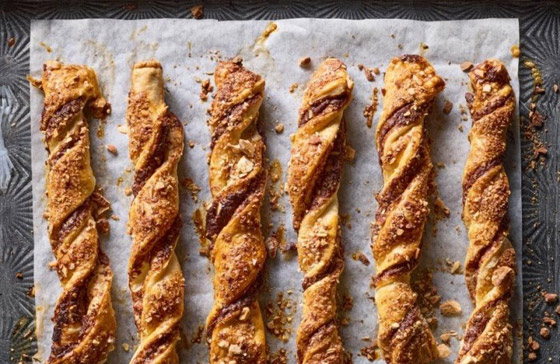 إليكم طريقة تحضير أصابع القرفة بالبف باستري صورة رقم 1