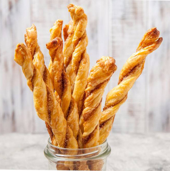 إليكم طريقة تحضير أصابع القرفة بالبف باستري صورة رقم 2