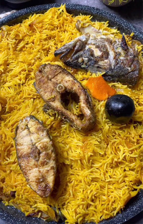 إليكم طريقة تحضير كبسة السمك بالأرز البسمتي صورة رقم 7