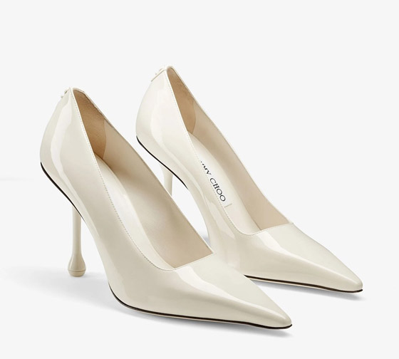 أحذية عروس 2024.. إطلالة فخمة ومريحة صورة رقم 4