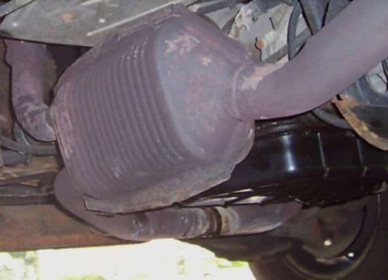 أغلى من الذهب.. معدن نفيس داخل السيارات الخردة صورة رقم 2