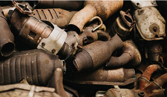 أغلى من الذهب.. معدن نفيس داخل السيارات الخردة صورة رقم 6