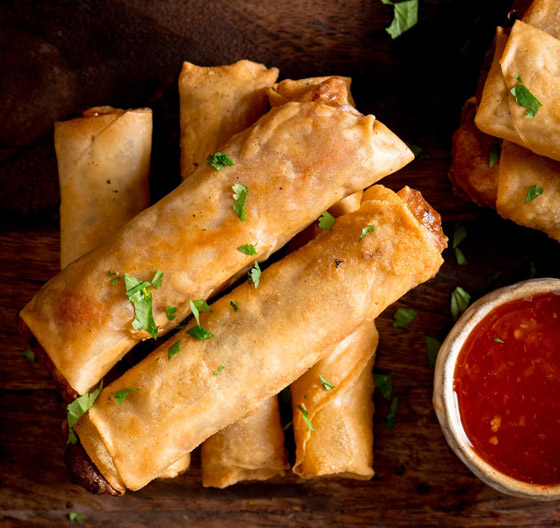 إليكم طريقة تحضير سبرينغ رول بالخضراوات الشهي صورة رقم 5