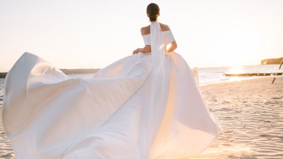 ساعات ألماس فخمة تزين معصم عروس 2024 صورة رقم 5