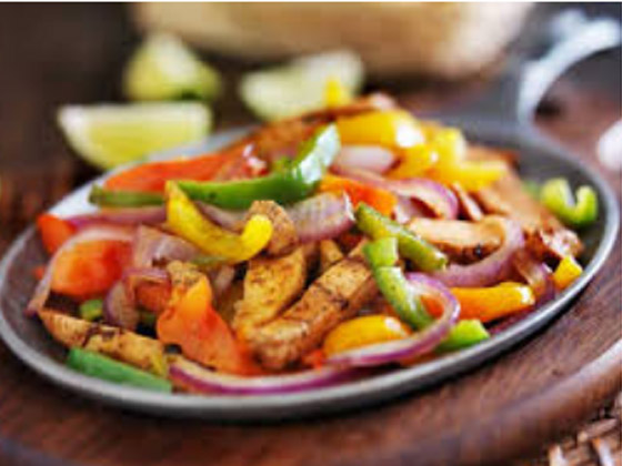 في خلال 30 دقيقة حضري لحم الفاهيتا بالفلفل كوجبة سريعة التحضير وتناوليها بجانب البطاطس المقلية المقرمشة. صورة رقم 3