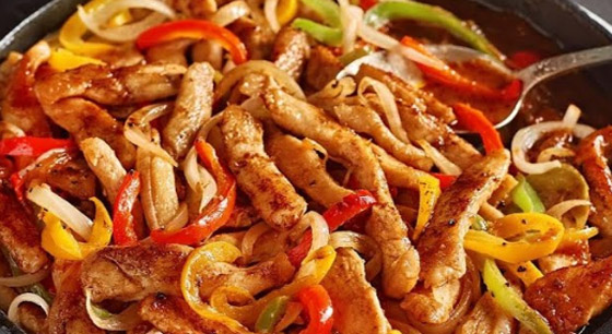 في خلال 30 دقيقة حضري لحم الفاهيتا بالفلفل كوجبة سريعة التحضير وتناوليها بجانب البطاطس المقلية المقرمشة. صورة رقم 4