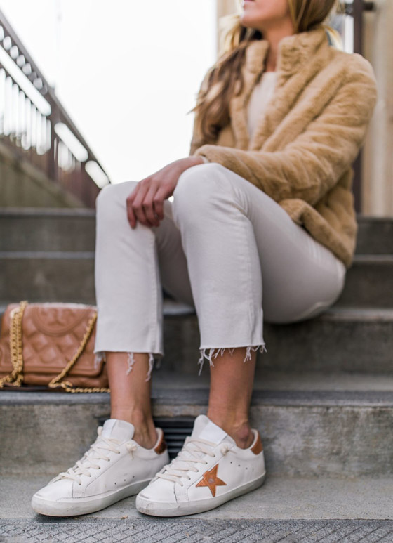 بالصور: أشهر الأحذية النسائية الرياضية في صيف 2024 صورة رقم 4