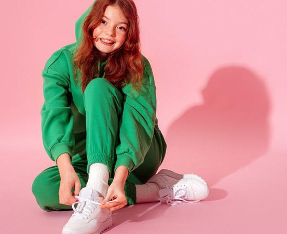 بالصور: أشهر الأحذية النسائية الرياضية في صيف 2024 صورة رقم 8