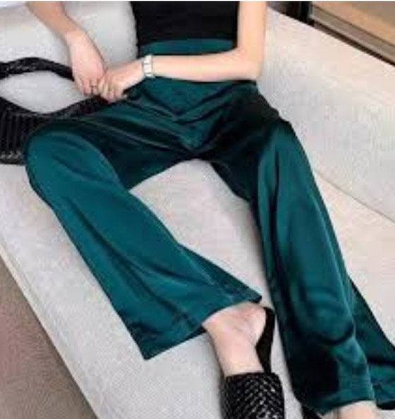 البنطال يكتسي بالساتان والحرير في الصيف صورة رقم 1