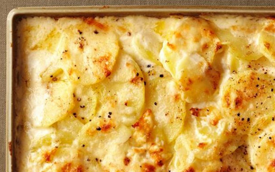 إليكم طريقة تحضير غراتان البطاطس بالكريمة في الفرن صورة رقم 8