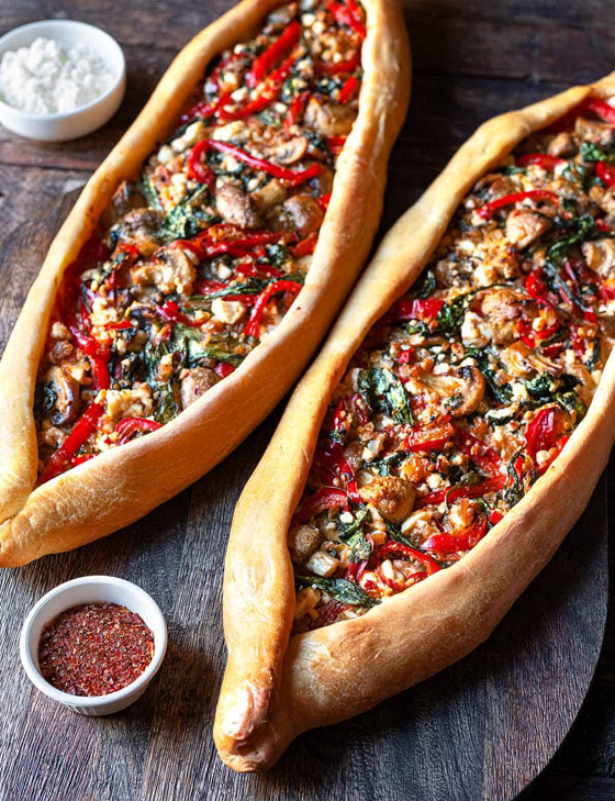 إليكم طريقة تحضير فطيرة البيدا التركية باللحم الشهية صورة رقم 5