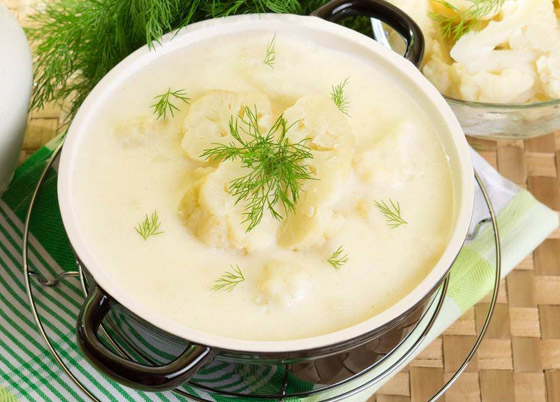 إليكم طريقة تحضير شوربة القرنبيط بالكريمة وجبن الشيدر صورة رقم 3