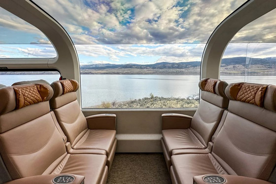 القطارات الفاخرة.. رحلات ساحرة بين الفخامة وجمال الطبيعة صورة رقم 12