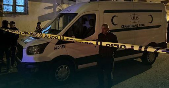 روايات مرعبة عن مقتل عائلة سورية كاملة بطرق 