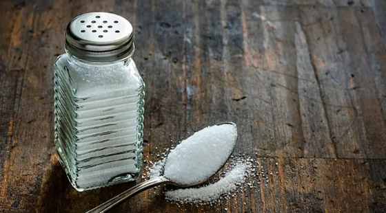 احذروا ملح الطعام.. يزيد خطر الإصابة بسرطان المعدة والأشخاص تحت الـ50 أكثر عرضة صورة رقم 1