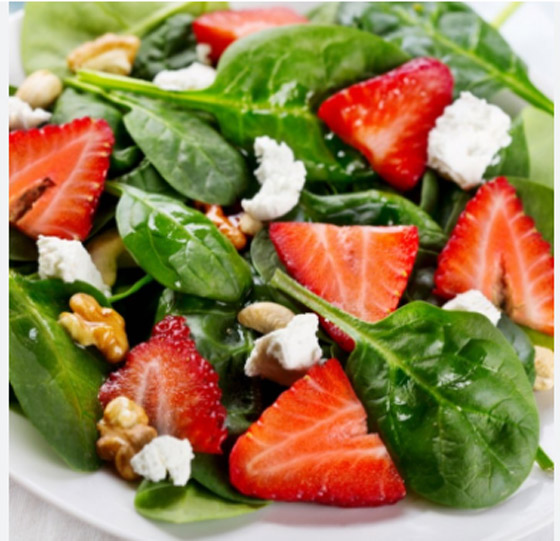 البكم طريقة تحضير سلطة جرجير بجبن الفيتا والفراولة صورة رقم 3