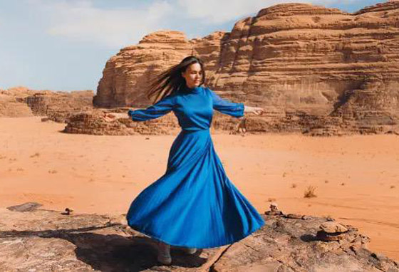 تفسير حلم الفستان الأزرق في المنام صورة رقم 2