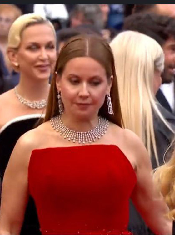 صورة رقم 6 - فيديو وصور مهرجان كان.. تكريم ميريل ستريب بالسعفة الذهبية ويسرا وريا ابو راشد في الافتتاح صورة رقم 6 - فيديو وصور مهرجان كان.. تكريم ميريل ستريب بالسعفة الذهبية ويسرا وريا ابو راشد في الافتتاح