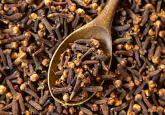 فوائد مضغ القرنفل.. مسكن قوى للألم ويخفف التوتر صورة رقم 3