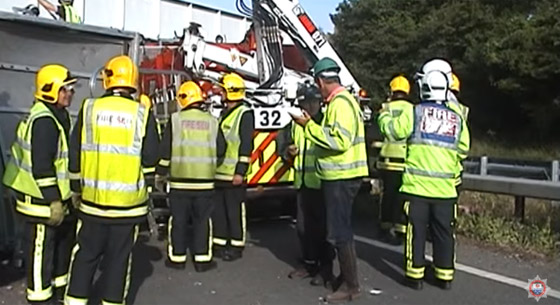 إزالة الخواتم العالقة في الأصابع! أغرب المهام التي قام بها رجال الإطفاء صورة رقم 2