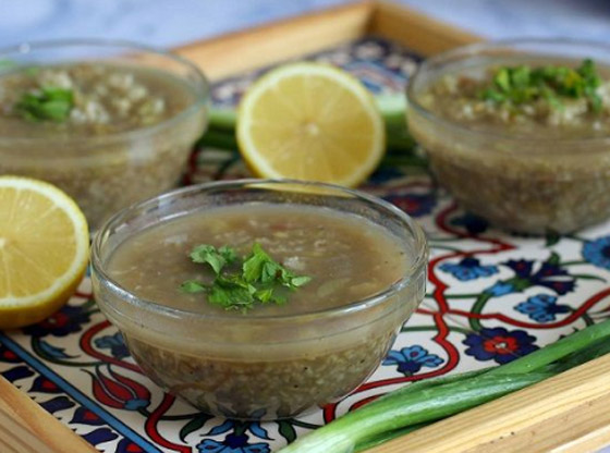 اليكم طريقة تحضير شوربة الفريكة الغنية صورة رقم 4