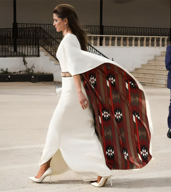 أجمل إطلالات الملكة الأردنية رانيا في المناسبات على مدار السنين صورة رقم 6