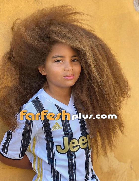 صور: قصة طفل أبهر السوشيال ميديا بطول شعره المذهل صورة رقم 12