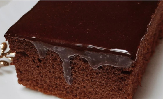 اليكم طريقة تحضير وصفة كيك الشوكولاتة الهشه صورة رقم 3