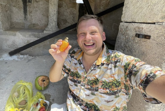 فاكهة مكسيكية غريبة تحرق وجه سائح بريطاني صورة رقم 2