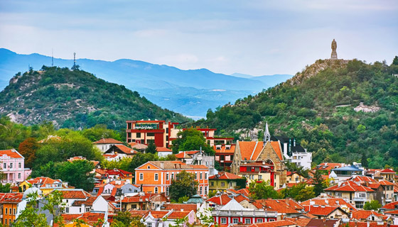 كنوز الماضي.. معالم سياحية يجب استكشافها في أقدم مدن العالم (صور) صورة رقم 5