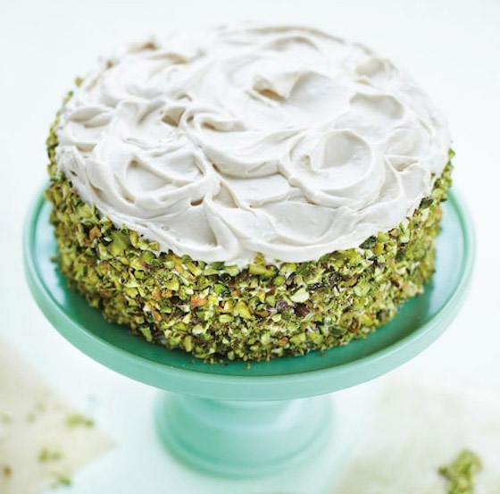 إليكم طريقة تحضير كعك البستاشيو بالجبن الكريمي اللذيذ صورة رقم 2