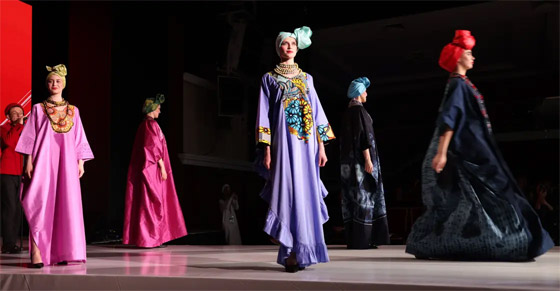 في روسيا.. يوم للموضة المحتشمة متعدد الهويات (صور) صورة رقم 6