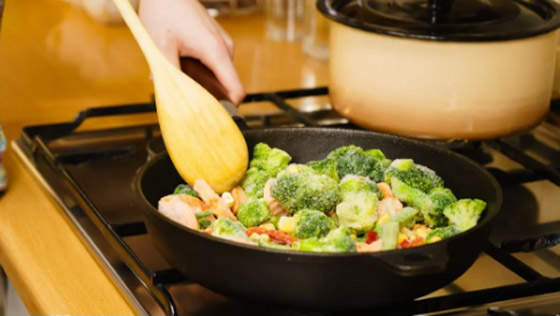 هل الطعام المسلوق صحي؟.. اعرف فوائده وأضراره صورة رقم 3