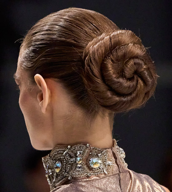 صور تسريحات شعر ناعمة وأنيقة مناسبة لعيد الأضحى.. إليك أجملها صورة رقم 3