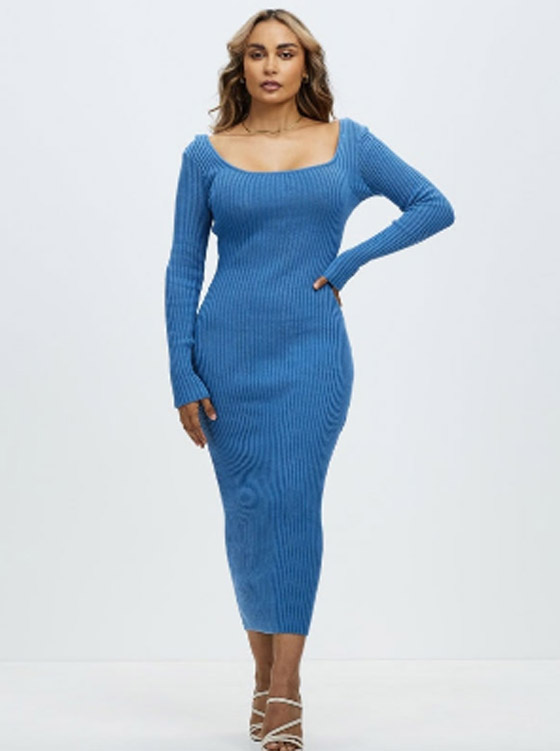 لصاحبات القوام الممتلئ.. هكذا تختارين الفستان المناسب لإبراز جمالك صورة رقم 3