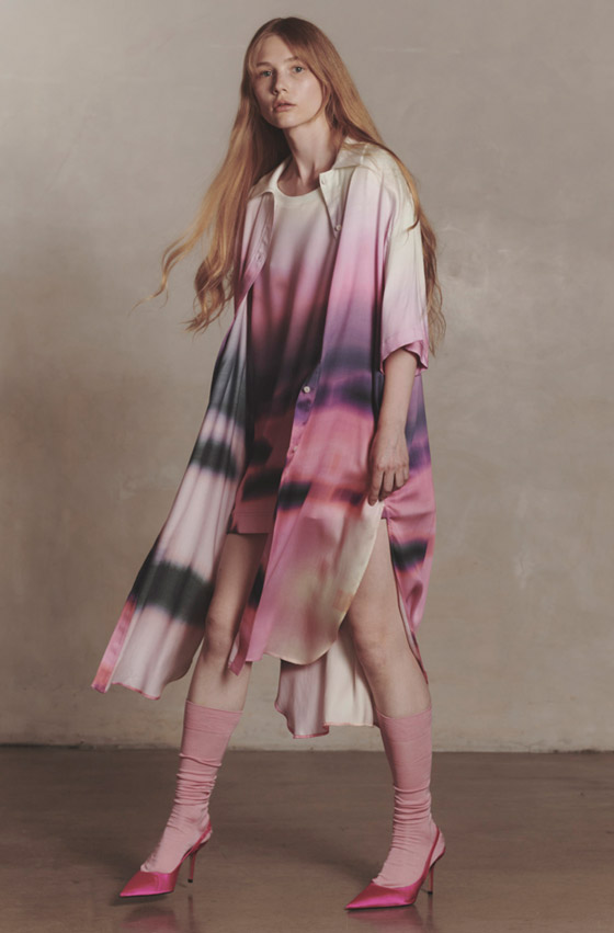 أجمل صيحات الفساتين المنقوشة لصيف 2024.. إليكِ أسرار تنسيقها صورة رقم 1