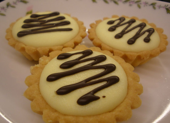 إليكم طريقة تحضير ميني تارت الجبنة لضيافة العيد صورة رقم 3