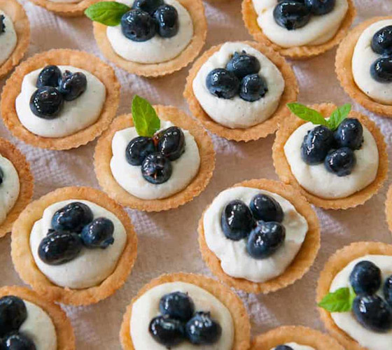 إليكم طريقة تحضير ميني تارت الجبنة لضيافة العيد صورة رقم 4