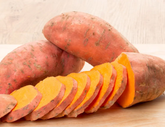 منجم فيتامينات ومضادات أكسدة.. البطاطا الحلوة كنز صحي متنوع صورة رقم 3
