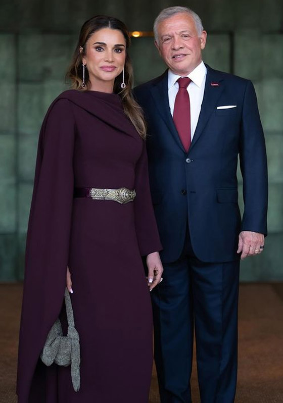 25 عاما على تتويج الملك عبدالله.. كيف اختارت الملكة رانيا إطلالتها لهذه المناسبة؟ صورة رقم 5