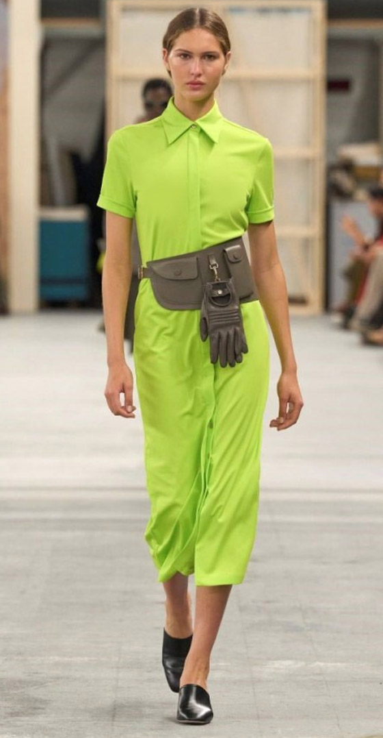 موديلات فساتين مناسبة للعمل موضة ربيع وصيف 2024 لإطلالة أنيقة صورة رقم 3