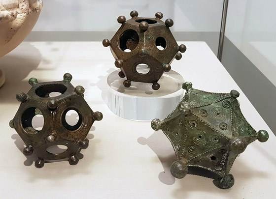 5 مجسمات غامضة تحير العلماء بعد آلاف السنين من صنعها.. صور صورة رقم 2